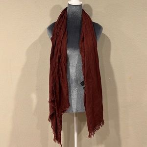 Maroon scarf